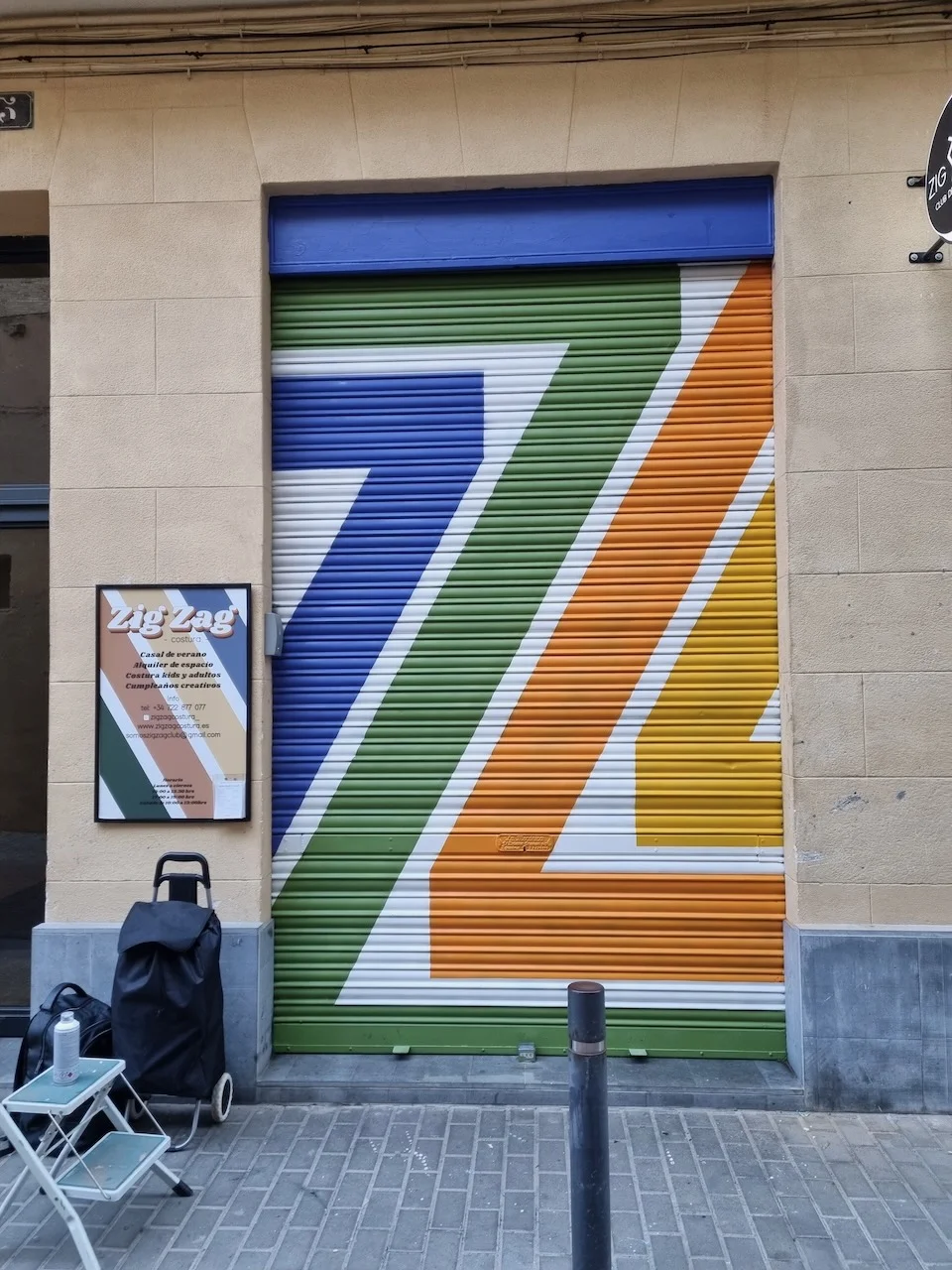 Taller Zig Zag — mural comercial